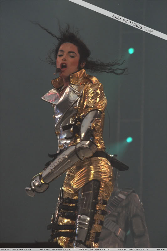 tour - HIStory World Tour 153