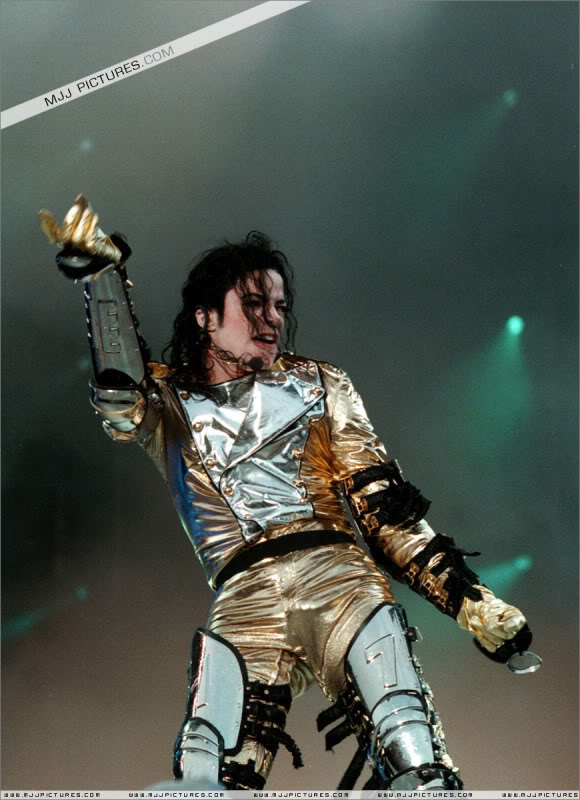 HIStory World Tour - Page 2 210