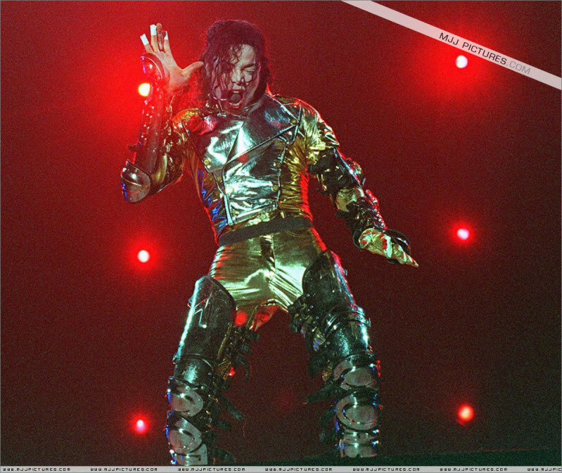 HIStory World Tour - Page 2 243