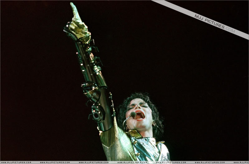 HIStory World Tour - Page 2 246