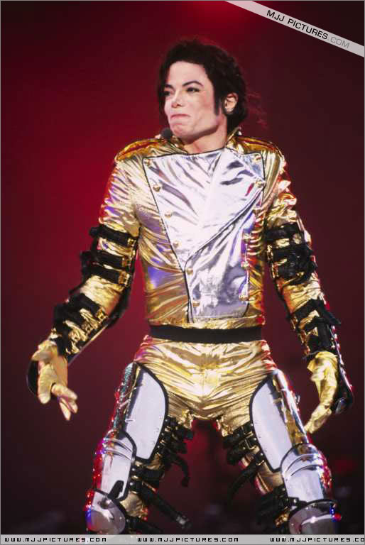 HIStory World Tour - Page 2 376