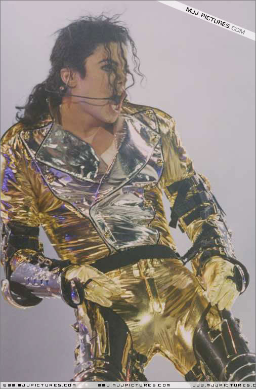 HIStory World Tour - Page 2 390