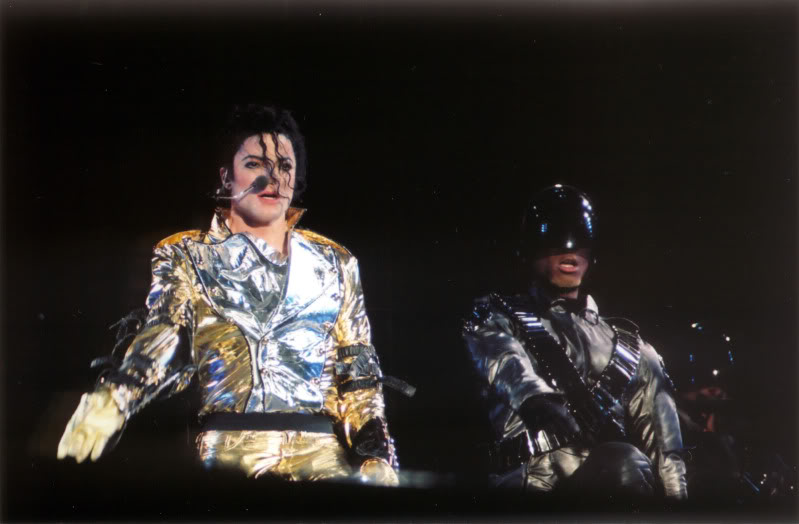 history - HIStory World Tour - Page 2 408