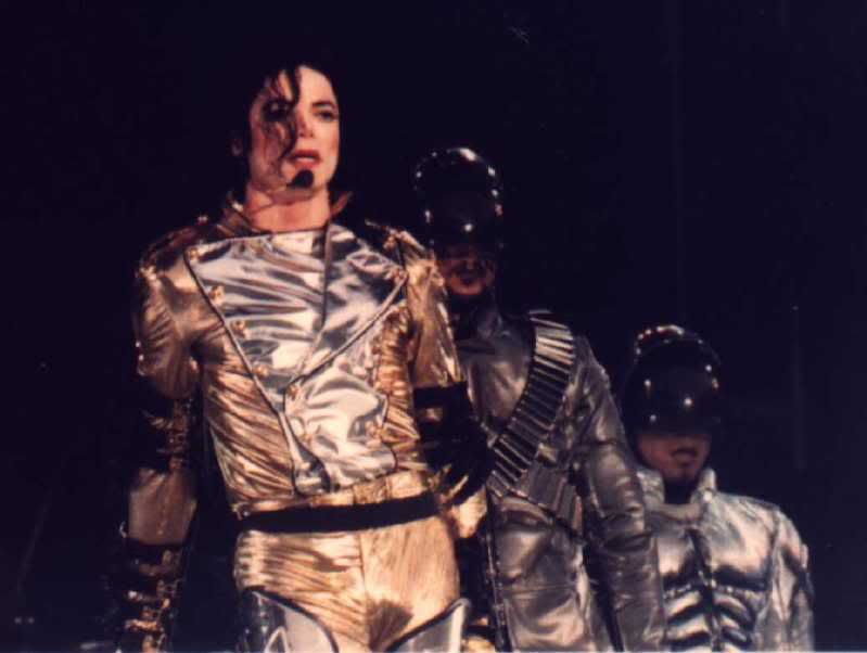 HIStory World Tour - Page 2 419