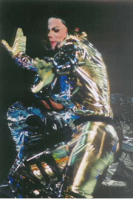 HIStory World Tour - Page 2 424