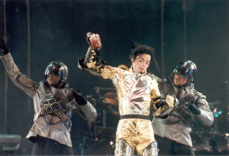 HIStory World Tour - Page 2 449