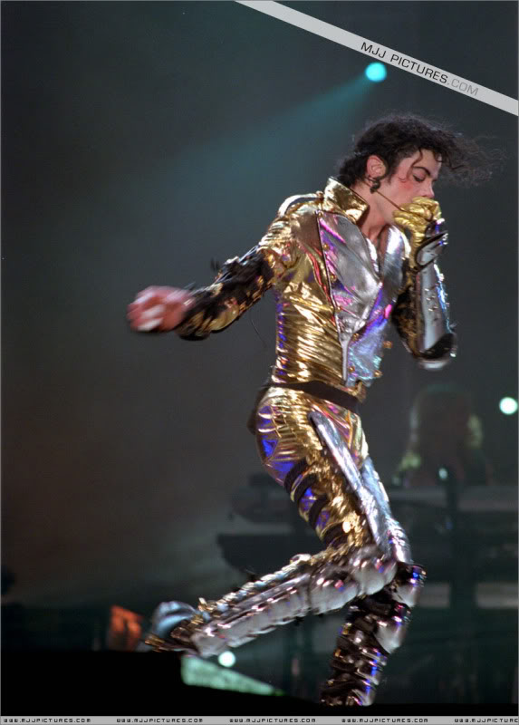 HIStory World Tour - Page 2 481