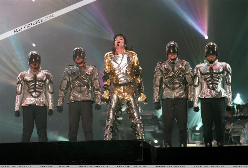 HIStory World Tour - Page 2 482