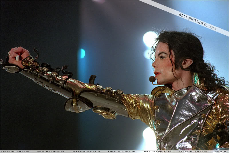HIStory World Tour - Page 3 528