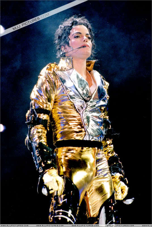 HIStory World Tour - Page 3 587