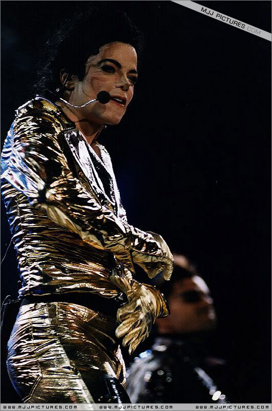 HIStory World Tour - Page 3 604