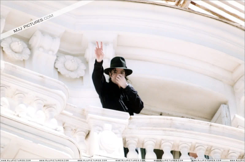 1997 - 1997- Michael in Cannes (May) 001-24
