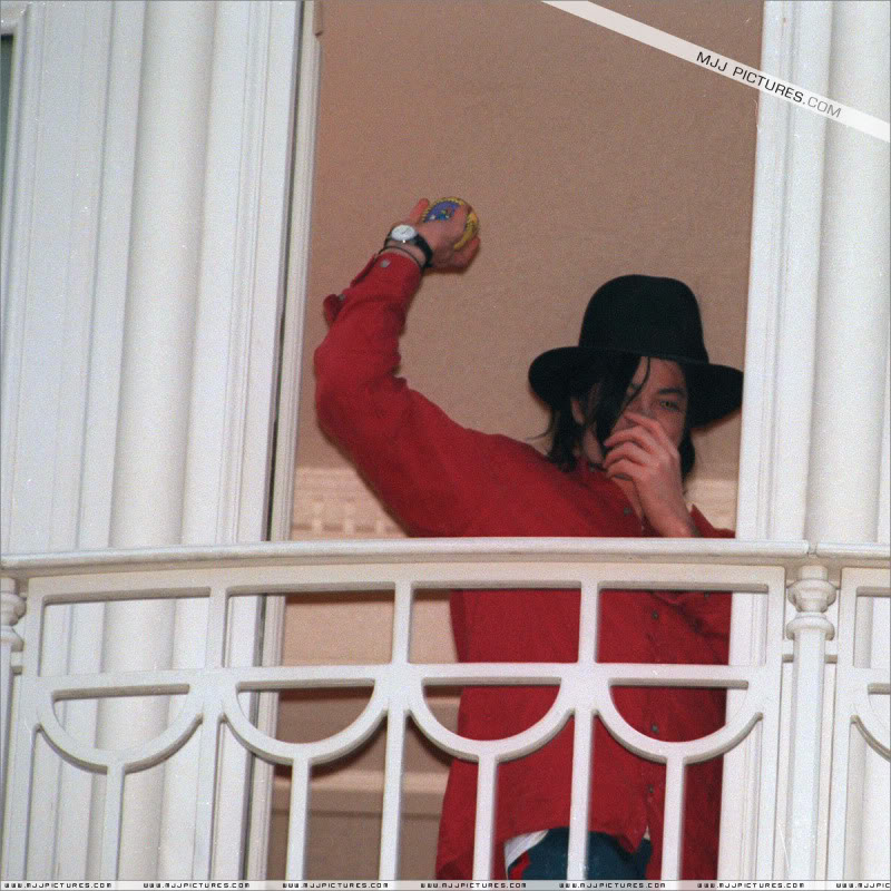 1997- Michael Visits Disneyland Paris 001-31