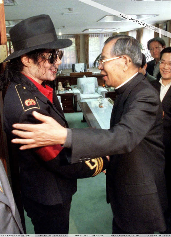 michael - 1996- Michael Visits Seoul 002-1