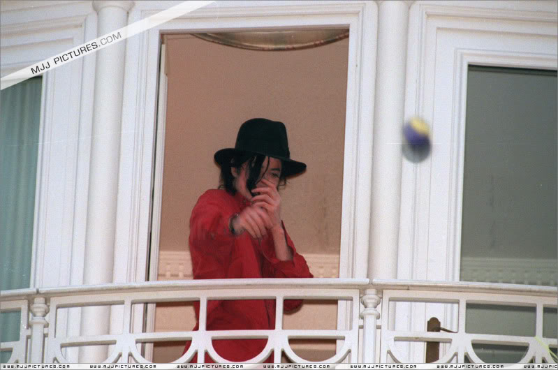 michael - 1997- Michael Visits Disneyland Paris 002-31