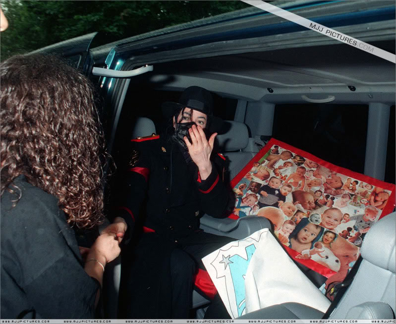1997- Michael Visits Milan (June) 003-28