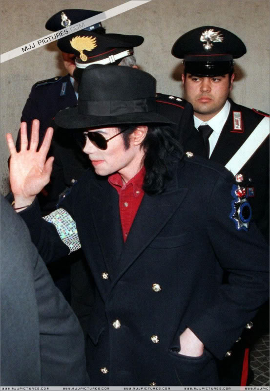 1997 - 1997- Leaving a Courtroom in Rome 004-13