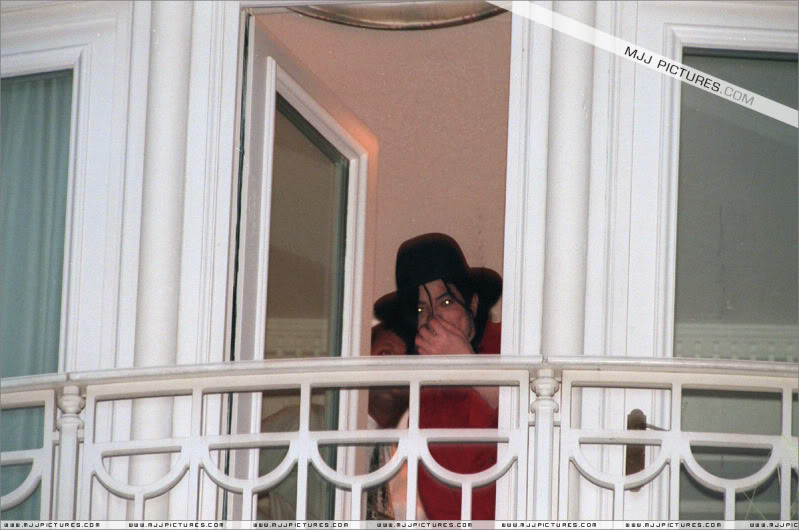 1997- Michael Visits Disneyland Paris 004-25