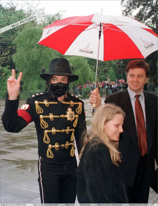 1997 - 1997- Michael Visits Warsaw 005-32