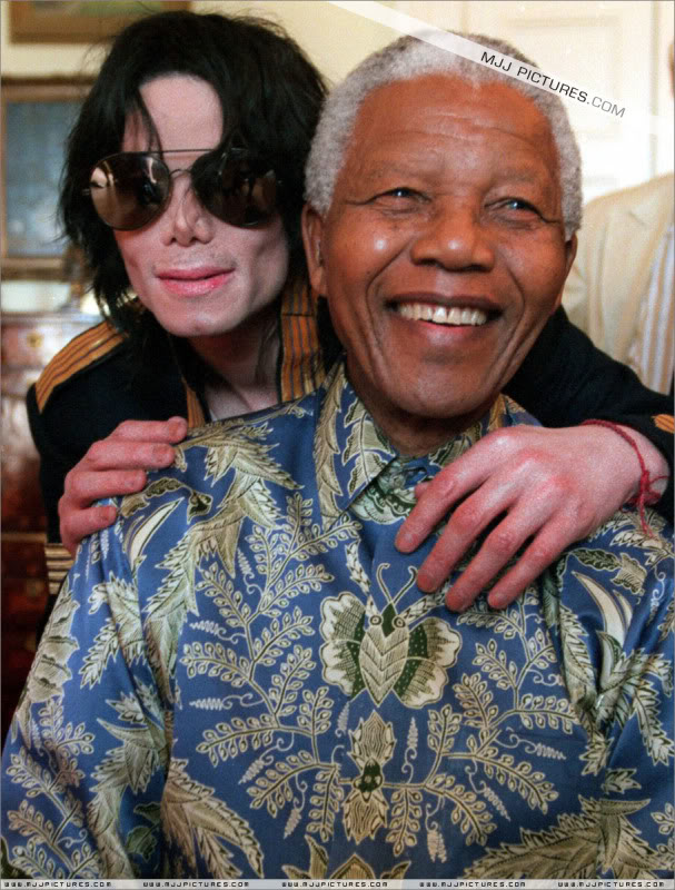 Press - 1999- MJ & Friends Press Conference in Cape Town (South Africa) 010-22