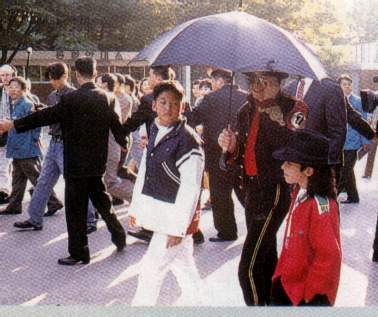1996 - 1996- Michael Visits Seoul 012-1