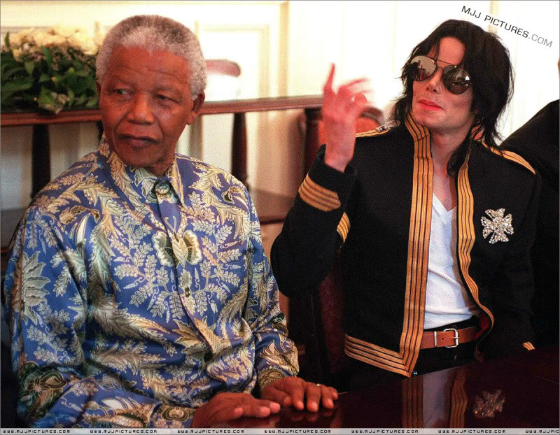 Press - 1999- MJ & Friends Press Conference in Cape Town (South Africa) 013-19