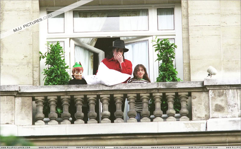 1997- Michael & Debbie Rowe in France 013-8