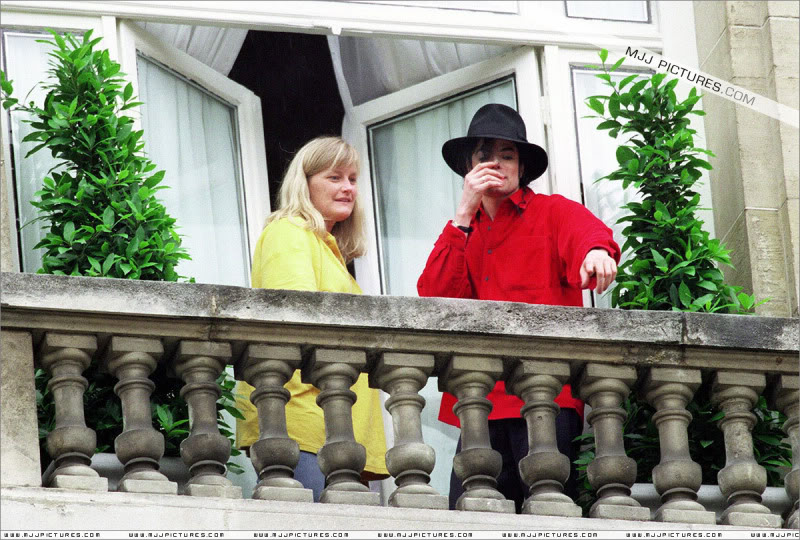 1997 - 1997- Michael & Debbie Rowe in France 015-7