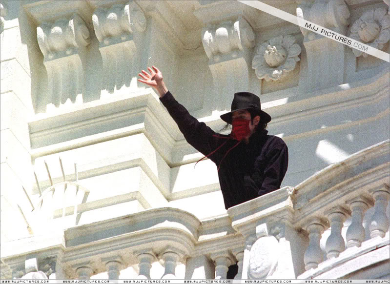 Michael - 1997- Michael in Cannes (May) 021-7