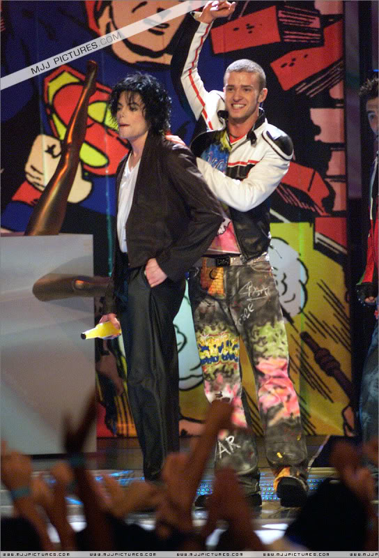 2001- The 18th Annual MTV Video Music Awards 031-22
