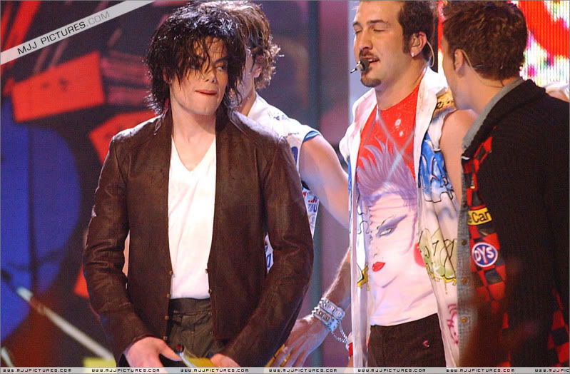 2001- The 18th Annual MTV Video Music Awards 035-16