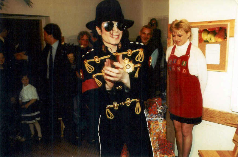 michael - 1997- Michael Visits Warsaw 035-5