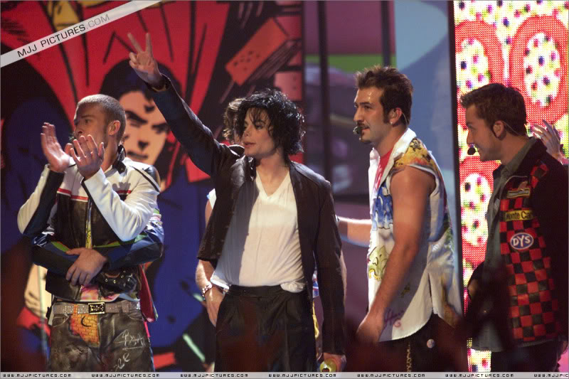 2001- The 18th Annual MTV Video Music Awards 037-14