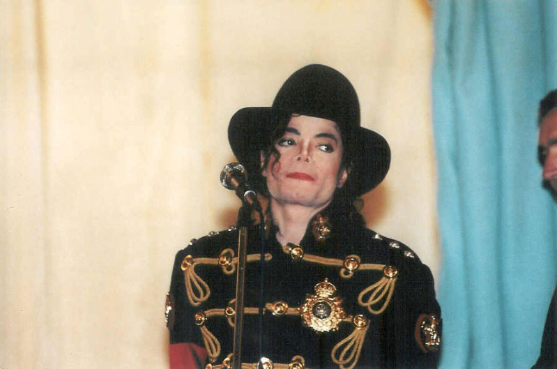 1997- Michael Visits Warsaw 038-5