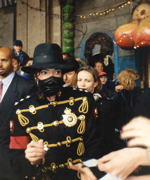 michael - 1997- Michael Visits Warsaw 041-4