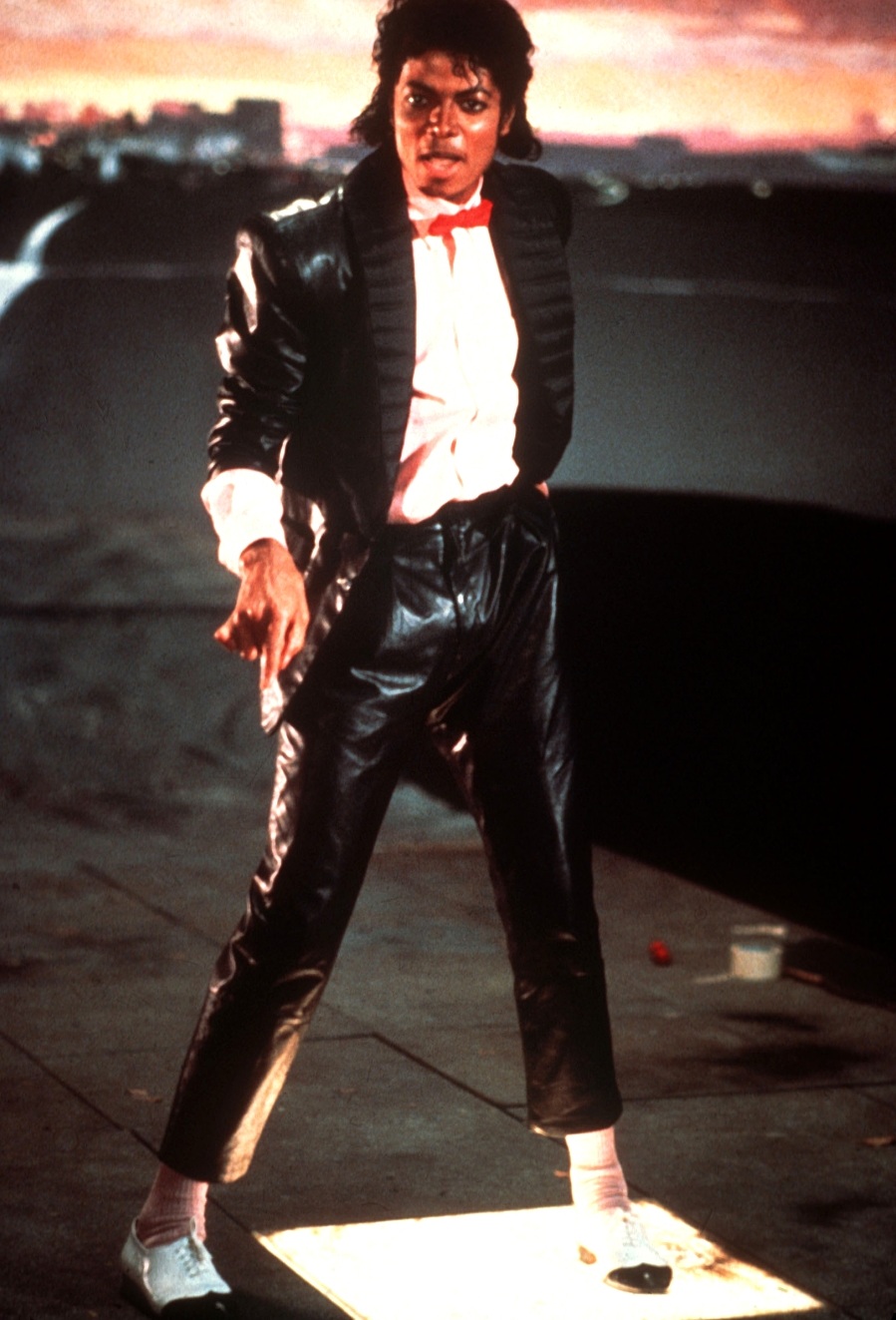 ''Billie Jean'' Set 8-23