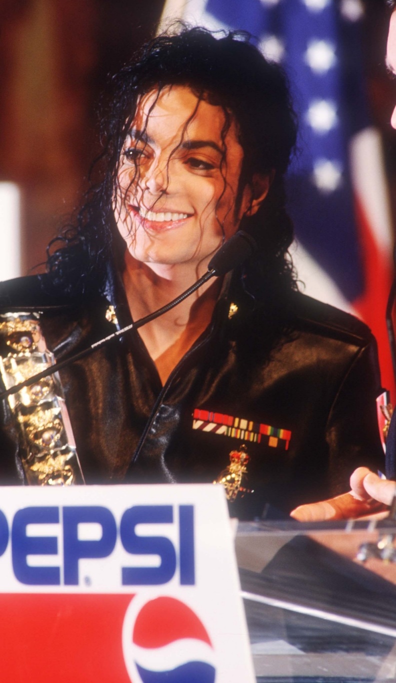 Conference - 1992 Pepsi-Cola Press Conference 1-25