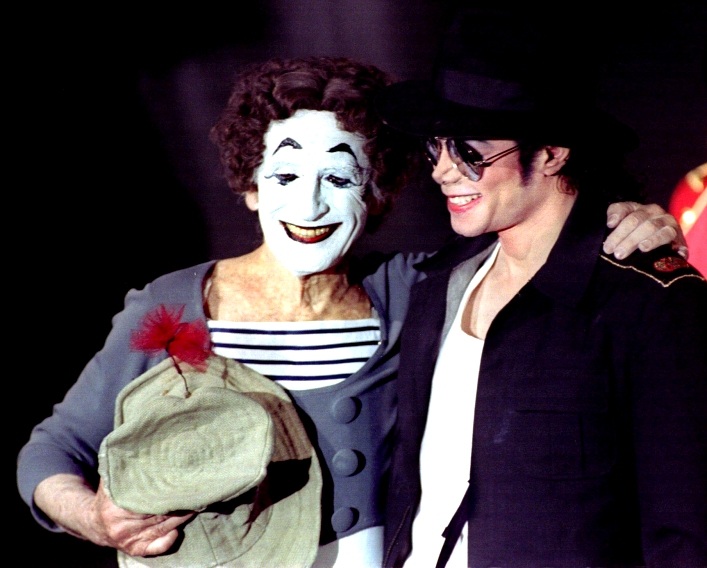 1995 - 1995 Michael with Marcel Marceau 132-3