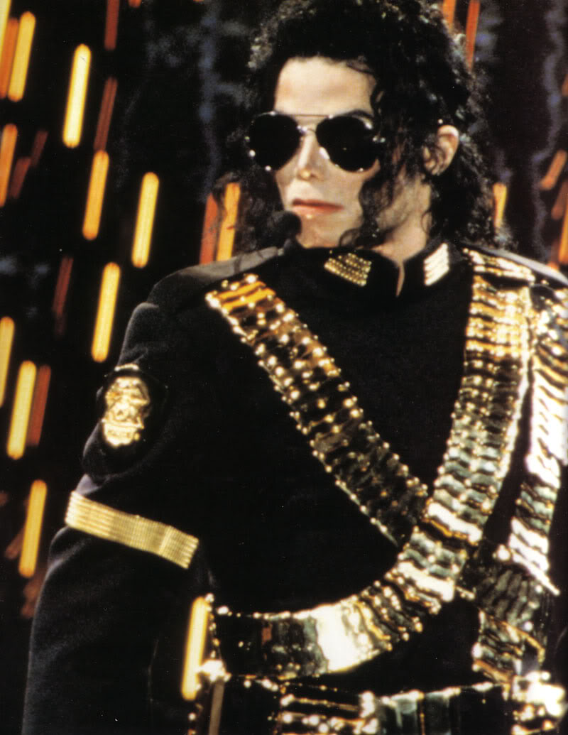 Dangerous Tour 138-1