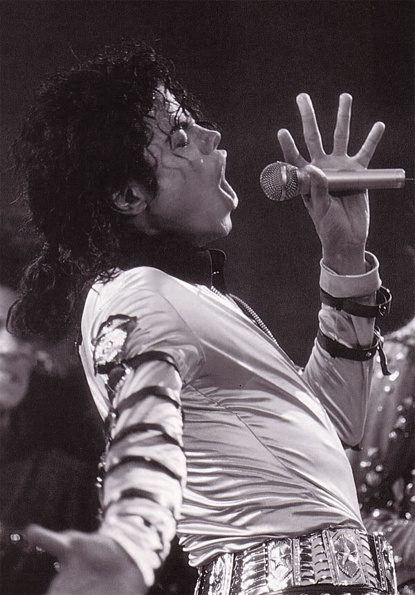 Bad Tour HQ 170