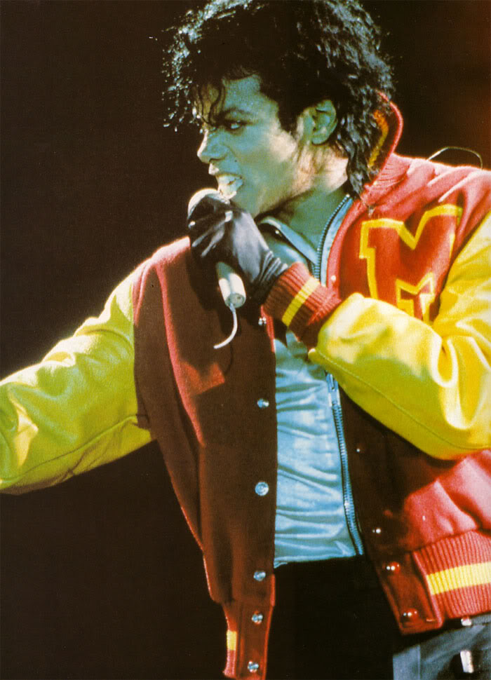 Bad Tour HQ 244