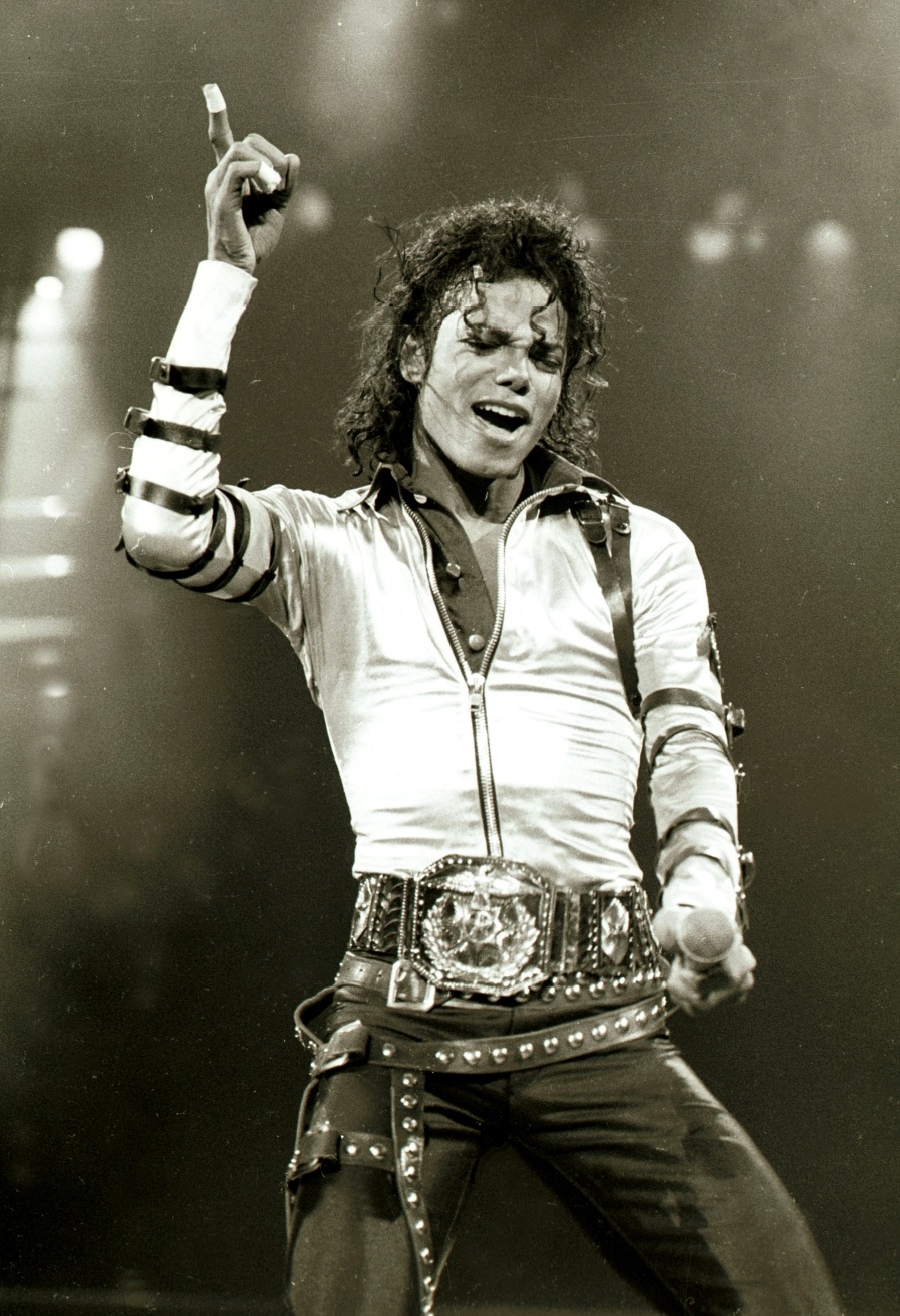 Bad Tour HQ 7-4