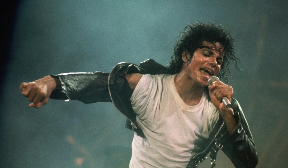 Bad Tour HQ Bad_2