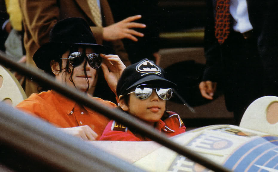 1993 Michael Visits Monaco Dangerous_29