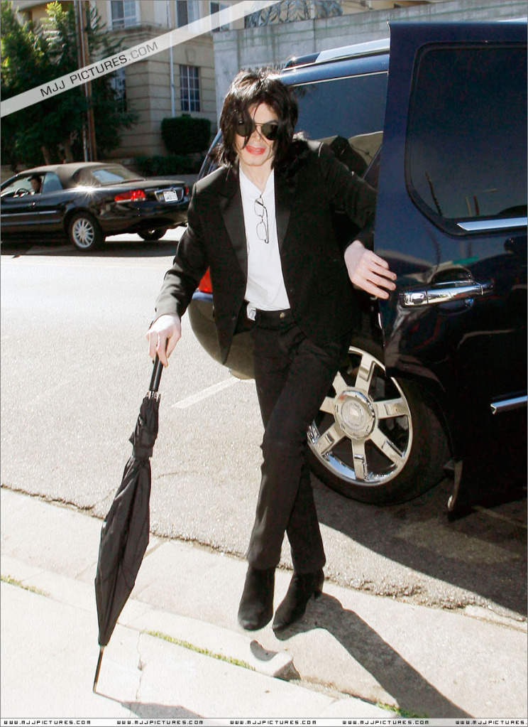 Michael - Michael Shopping In Beverly Hills 001-35