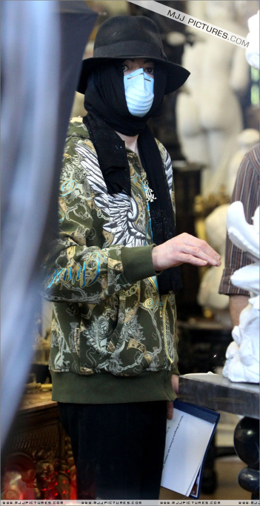 2009 Shopping In Beverly Hills 004-66