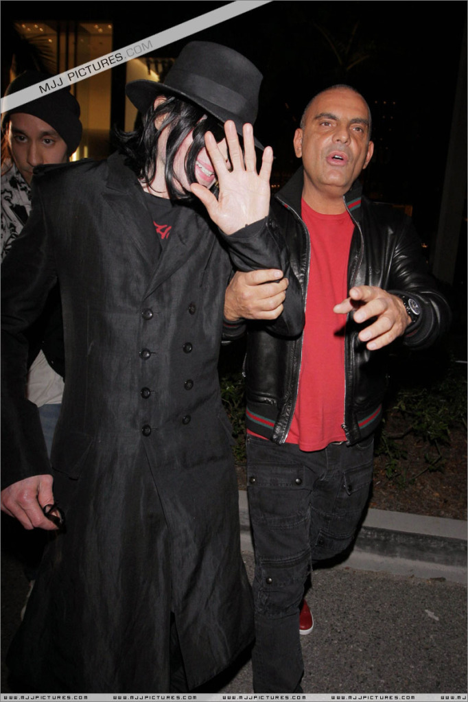 2009 Shopping With Christian Audigier on Rodeo Drive 009-50