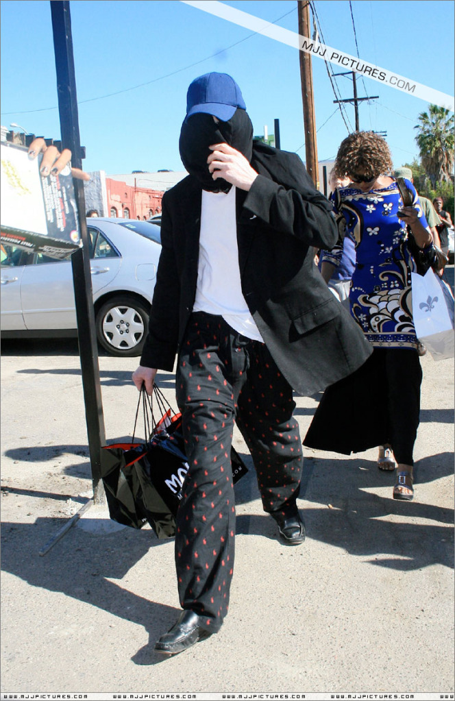 Michael Shopping in L.A 012-14