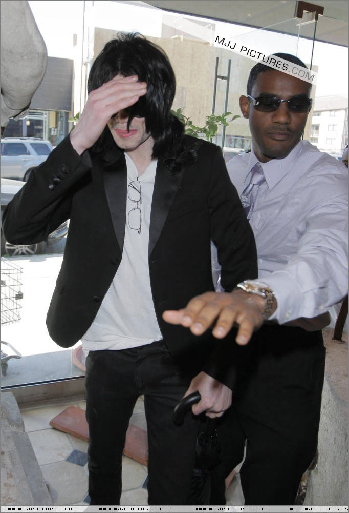 Michael - Michael Shopping In Beverly Hills 012-21