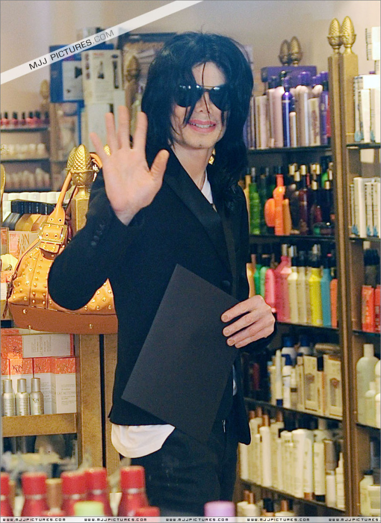 Michael - Michael Shopping In Beverly Hills 013-22